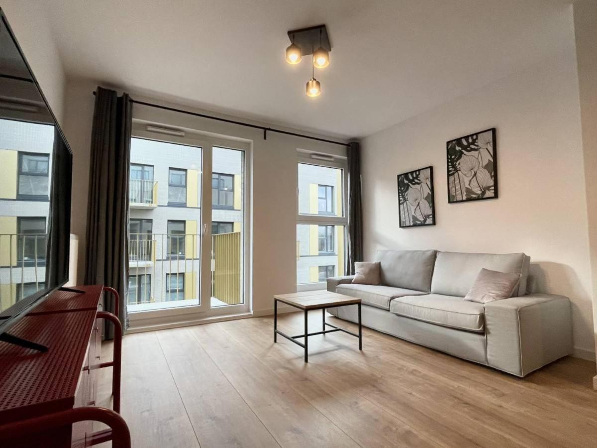 לודז' Komfortowe Apartamenty Z Garazem Na Milionowej מראה חיצוני תמונה
