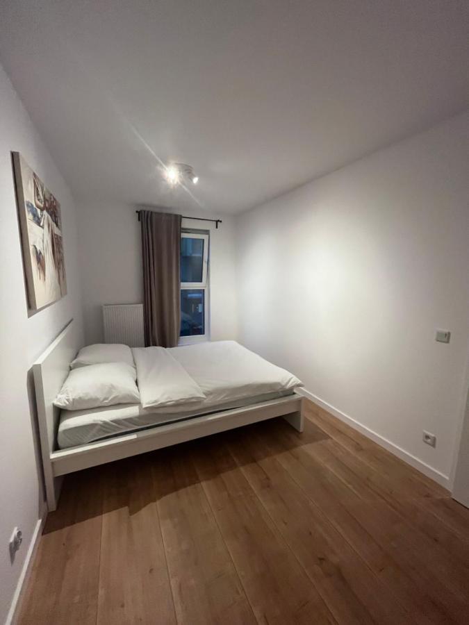 לודז' Komfortowe Apartamenty Z Garazem Na Milionowej מראה חיצוני תמונה